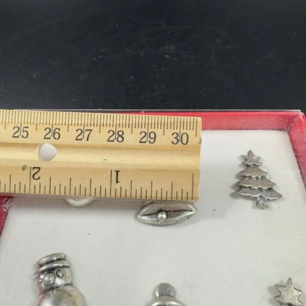 PIER 1 Candle Jewelry Silver Tone‎ Bell Christmas Tree Set 6 charms Open Box